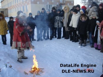 19 января в с. Кепервеем отмечались День чукотского языка и праздник «Тэркыкаматгыргын» - благодарение солнцу.
